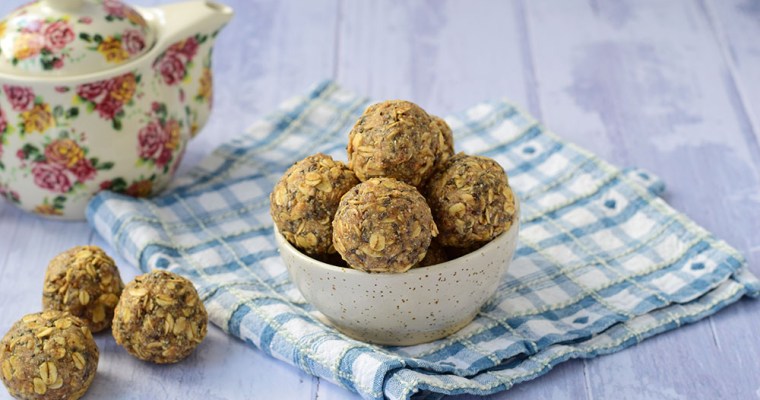 Vanilla Almond Energy Balls